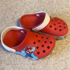 Crocs Nintendo Super Mario T8